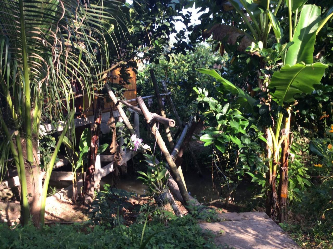 Quoc Phuong Riverside Homestay Ben Tre ภายนอก รูปภาพ