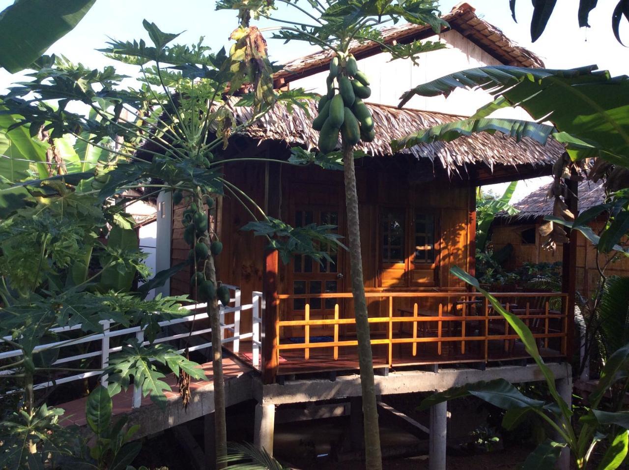 Quoc Phuong Riverside Homestay Ben Tre ภายนอก รูปภาพ