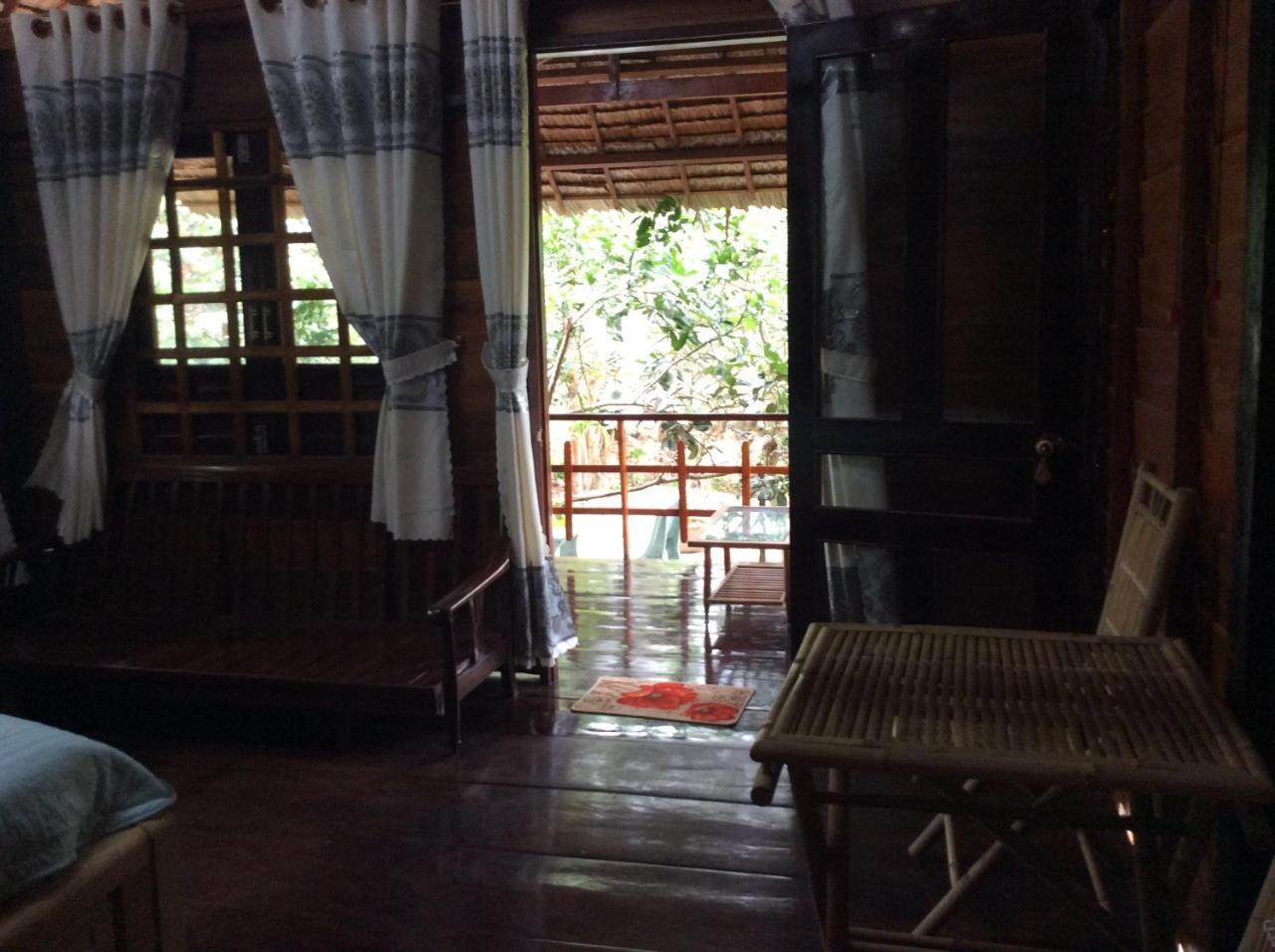 Quoc Phuong Riverside Homestay Ben Tre ภายนอก รูปภาพ
