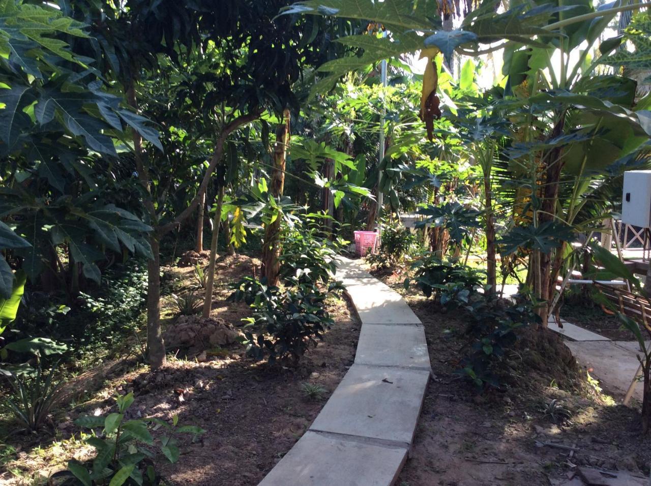 Quoc Phuong Riverside Homestay Ben Tre ภายนอก รูปภาพ